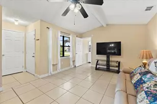 4219 Sunny Land Dr, Lakeland, FL 33813 - Photo 14