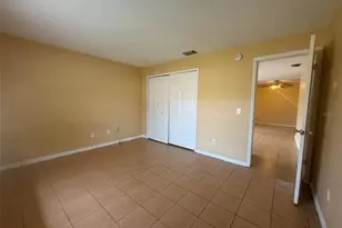 3144 Bloomingdale Villas Ct, Brandon, FL 33511 - Photo 14
