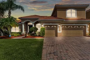 3980 Sunset Lake Dr, Lakeland, FL 33810 - Photo 1