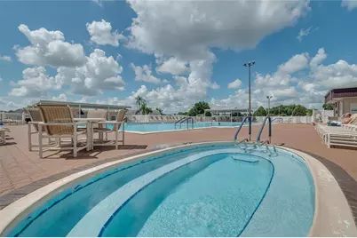 5926 Cormorant Court, Lakeland, FL 33809 - Photo 4