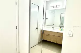 600 NE 27th St, Miami, FL 33137 - Photo 22