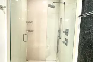 600 NE 27th St, Miami, FL 33137 - Photo 24