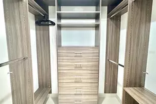 600 NE 27th St, Miami, FL 33137 - Photo 26