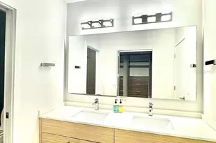 600 NE 27th St, Miami, FL 33137 - Photo 18