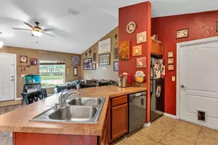 1824 Baltic Pl, Lakeland, FL 33809 - Photo 24