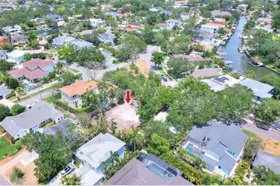 572 Marmora Avenue, Tampa, FL 33606 - Photo 10