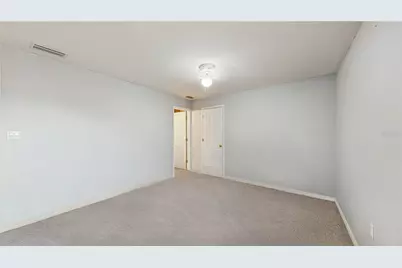 7337 Hunters Greene Circle, Lakeland, FL 33810 - Photo 10