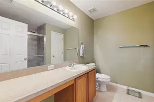 7337 Hunters Greene Cir, Lakeland, FL 33810 - Photo 12