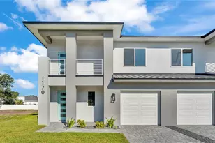 1170 Windjammer Dr, Lakeland, FL 33803 - Photo 2