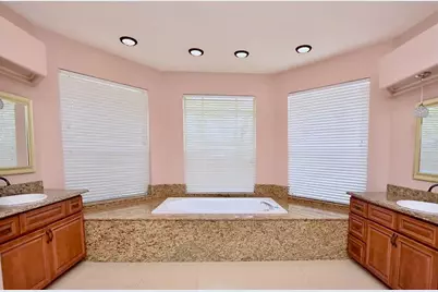 943 Hamilton Place Lane, Lakeland, FL 33813 - Photo 22