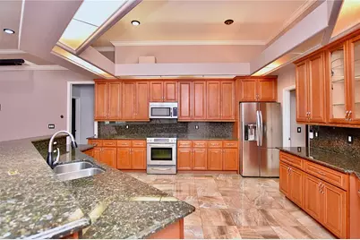 943 Hamilton Place Lane, Lakeland, FL 33813 - Photo 10