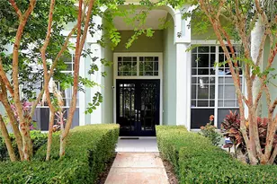 943 Hamilton Pl Ln, Lakeland, FL 33813 - Photo 2