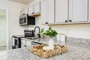 2711 Crutchfield Rd, Lakeland, FL 33805 - Photo 10