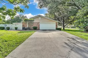 1910 Clubhouse Rd, Lakeland, FL 33813 - Photo 4