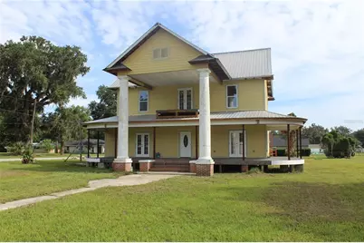 701 1st Street NE, Fort Meade, FL 33841 - Photo 1
