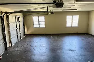 37700 Clinton Ave, Dade City, FL 33525 - Photo 4