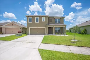 2062 Blue Highlands Dr, Lakeland, FL 33811 - Photo 2