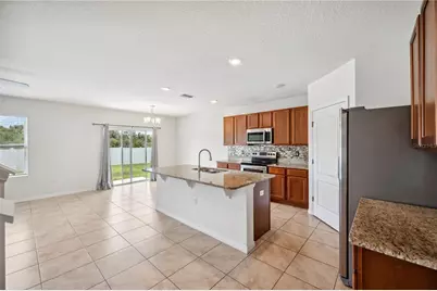 2062 Blue Highlands Drive, Lakeland, FL 33811 - Photo 8