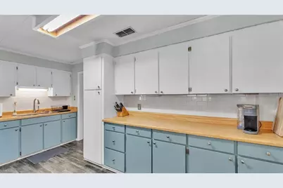 4818 Huron Street, Zephyrhills, FL 33541 - Photo 22