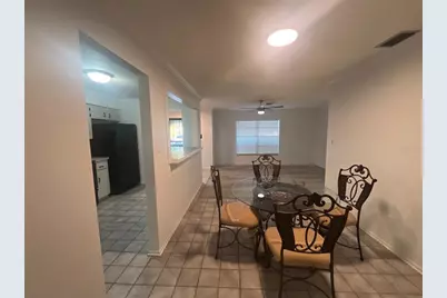 2362 Delrose Drive E, Lakeland, FL 33805 - Photo 8