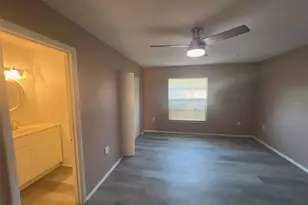 2362 Delrose Dr E, Lakeland, FL 33805 - Photo 12