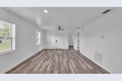 1050 Reynolds Road, Lakeland, FL 33801 - Photo 8