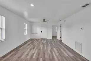 1050 Reynolds Rd, Lakeland, FL 33801 - Photo 8