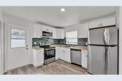 1050 Reynolds Road, Lakeland, FL 33801 - Photo 10