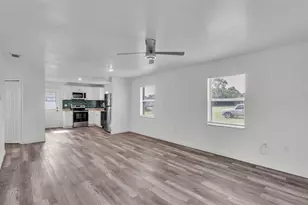 1050 Reynolds Rd, Lakeland, FL 33801 - Photo 6