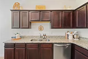 943 Grandin St, Davenport, FL 33837 - Photo 8