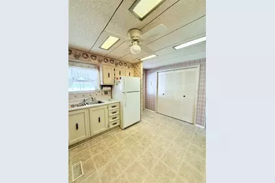 622 Elizabeth Lane, Lakeland, FL 33809 - Photo 8