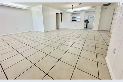 585 S Buena Vista Drive, Lake Alfred, FL 33850 - Photo 2