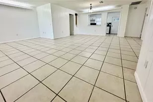 585 S Buena Vista Dr, Lake Alfred, FL 33850 - Photo 2