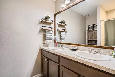 32668 Abby Lax Lane, Wesley Chapel, FL 33543 - Photo 16