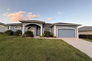2810 Highview Bend, Lakeland, FL 33812 - Photo 2
