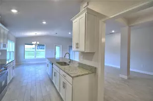 5427 Waterside Dr, Auburndale, FL 33823 - Photo 8