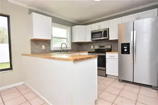 321 Lake Harris Dr, Lakeland, FL 33813 - Photo 4