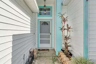 526 Allison Ave, Davenport, FL 33897 - Photo 6