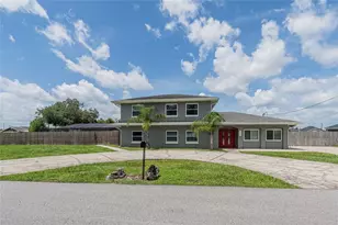 252 W Brookins Ave, Eagle Lake, FL 33839 - Photo 2