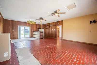 252 W Brookins Avenue, Eagle Lake, FL 33839 - Photo 32