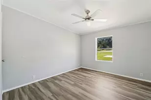 29417 Kelly Dr, Wesley Chapel, FL 33544 - Photo 22