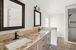 29417 Kelly Dr, Wesley Chapel, FL 33544 - Photo 24
