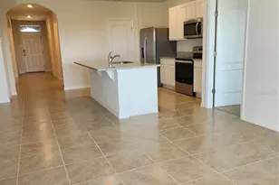 2795 Grandbury Grove Rd, Lakeland, FL 33811 - Photo 4