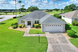 7447 Beaumont Dr, Lakeland, FL 33810 - Photo 4