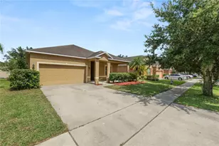 613 Stonehaven Dr, Haines City, FL 33844 - Photo 1