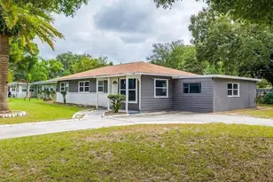 1341 Sandy Ln Clearwater FL 33755 - S23cc.webp