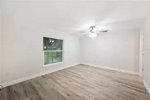 4215 Glenoak Dr N, Lakeland, FL 33810 - Photo 10