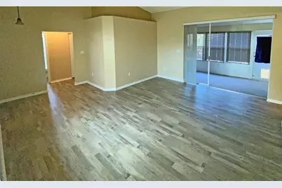 1019 Penguin Place, Lakeland, FL 33809 - Photo 4