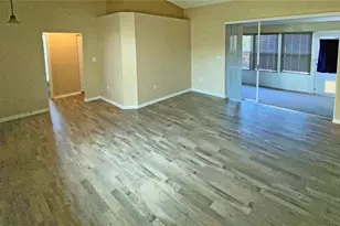 1019 Penguin Pl, Lakeland, FL 33809 - Photo 4