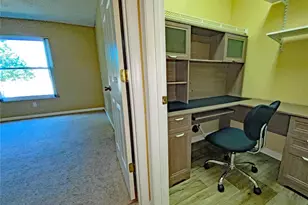 1019 Penguin Pl, Lakeland, FL 33809 - Photo 8